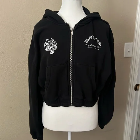 DARC Sport The Way Chambers (Cropped) Zip Hoodie in Black - Picture 2 of 4